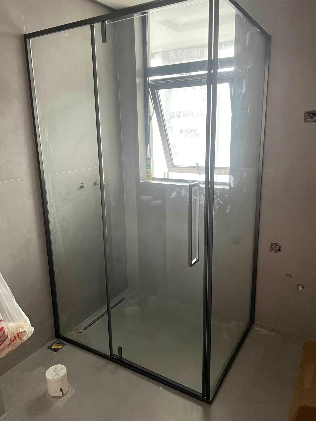 香港浴屏推薦 浴室門幹濕分離設計 訂製尺寸及安裝服務全攻略
